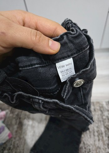 Kemerli Siyah Kız Kot Pantolon - Görsel 2