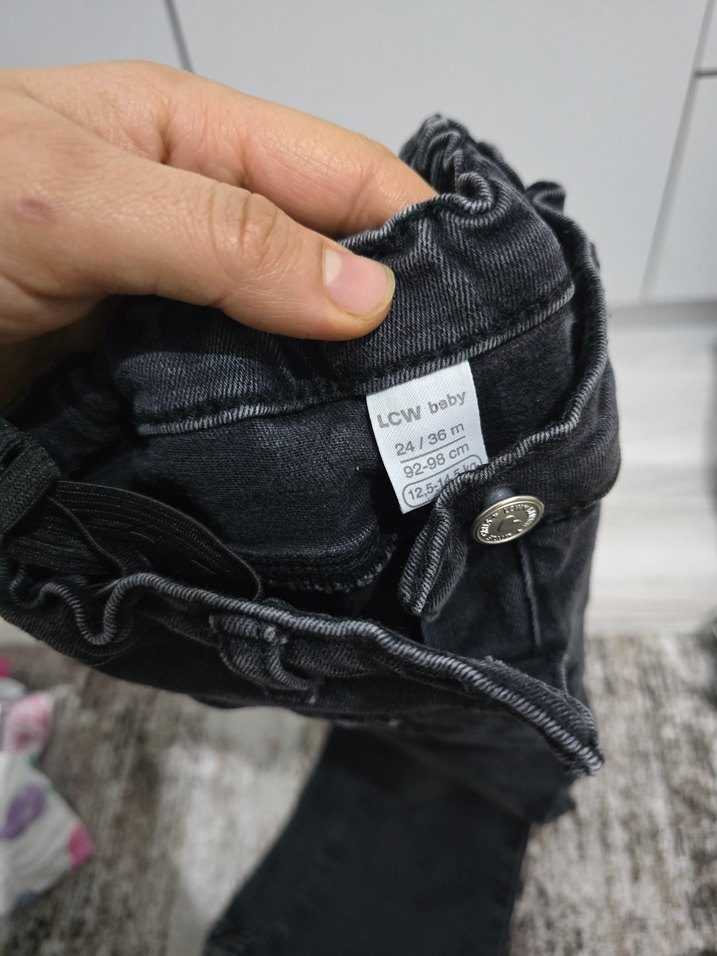 Kemerli Siyah Kız Kot Pantolon - Görsel 2