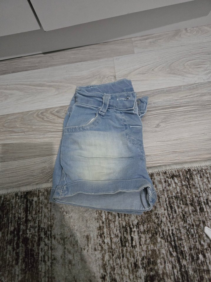 Kızlar için Gri Mavi Bağlamalı Bol Kesim Kot Şort - Görsel 3