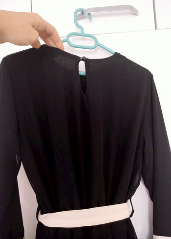 Uzun Siyah Fırfırlı Kadın Elbise - Görsel 8