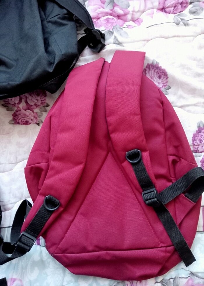 Sırt Çantası - Görsel 3