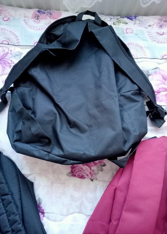 Sırt Çantası - Görsel 4