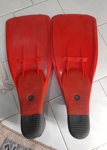 Erkek Kırmızı Lastik Su Paleti - Görsel 2