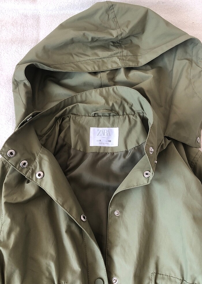 Zara Kız Çocuk Yağmurluk - Görsel 2