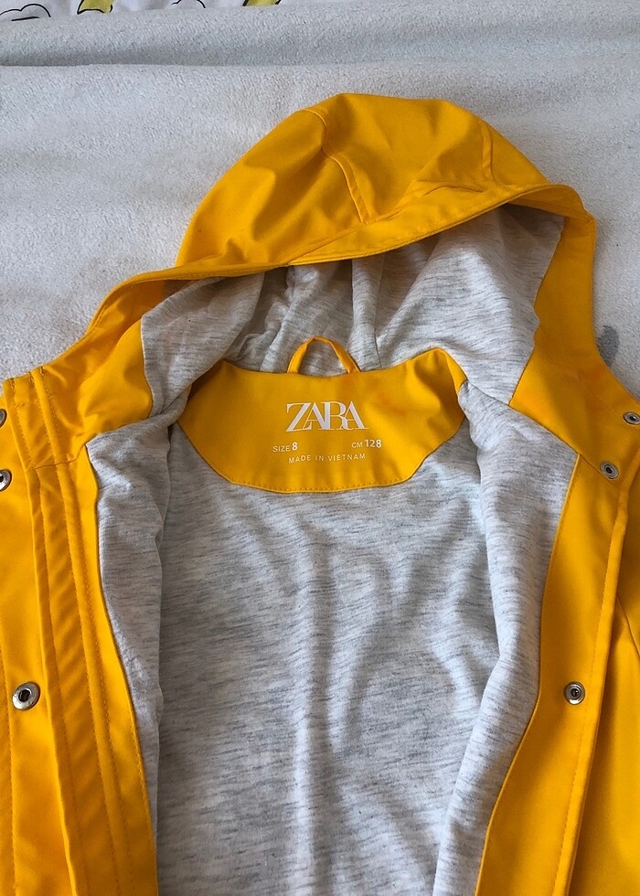 Zara Kız Çocuk Yağmurluk - Görsel 4