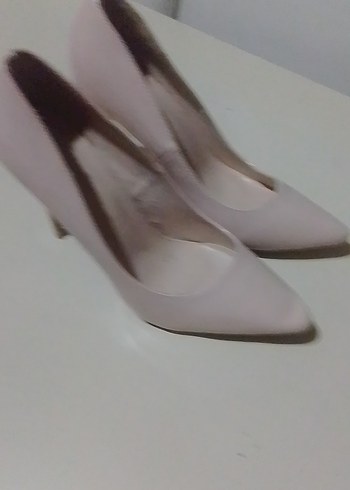 Bej Saten Stiletto Kadın Topuklu Ayakkabı
