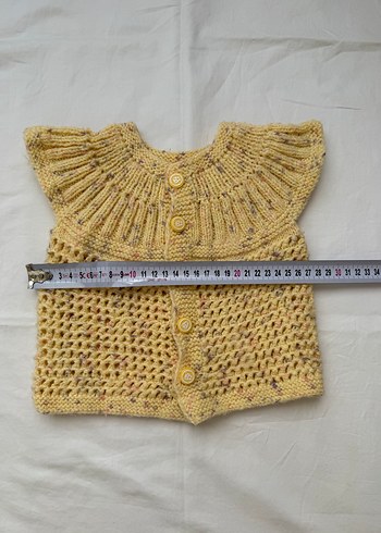 Kız Çocuk Sarı Örgü Kolsuz Hırka - Görsel 3