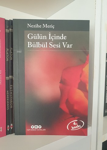 Gülün İçinde Bülbül Sesi Var - Nezihe Meriç
