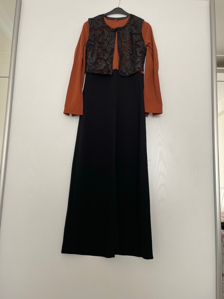 Uzun Kollu Nakışlı Kahverengi Kadın Elbise - Görsel 2