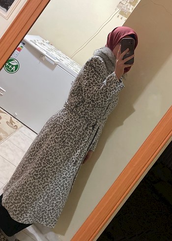Gri Leopar Desenli Kadın Midi Kaban - Görsel 7