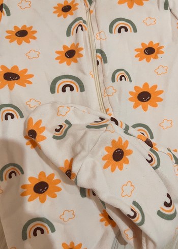 HelloBaby Çiçek ve Gökkuşağı Desenli Bebek Tulum