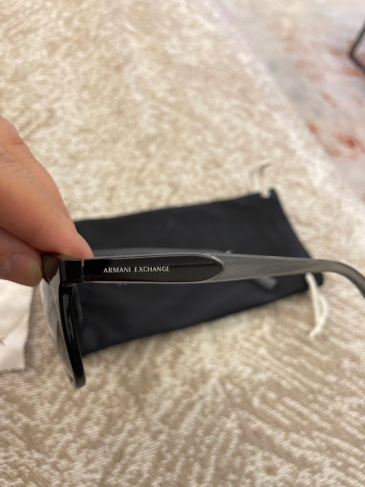 Armani Exchange Siyah Şeffaf Kadın Güneş Gözlüğü - Görsel 4