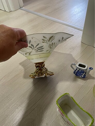Cam ve porselen takımı