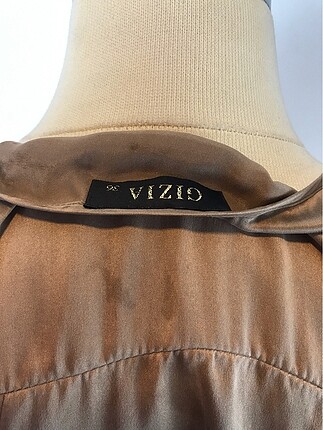 36 Beden camel Renk V yaka bluz