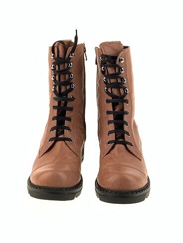 39 Beden Vintage Love Bot %70 İndirimli.