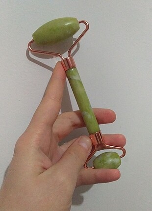 Yeşim taşlı Gua Sha