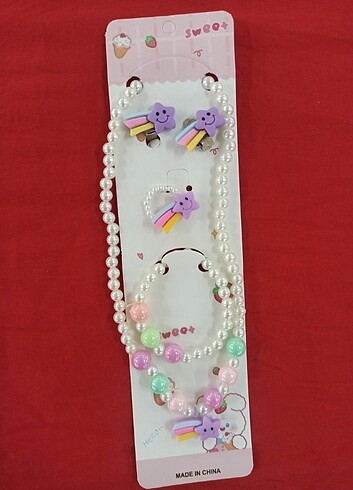 Çocuk kolye, bileklik, yüzük, küpe set 