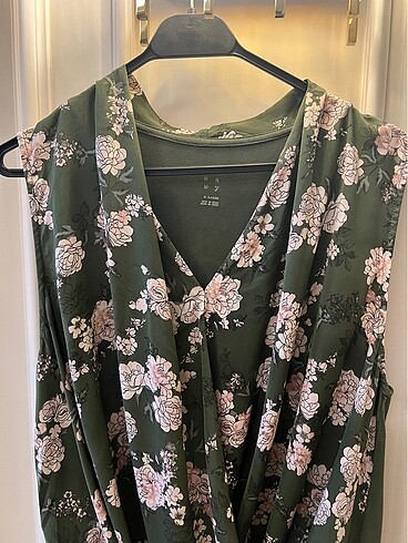 Zara Bluzzz