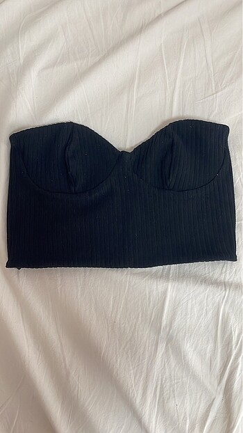 Crop siyah