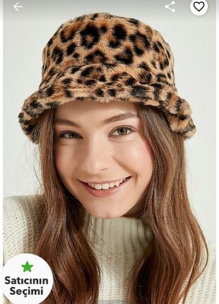 Leoparlı kürklü şapka