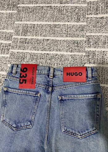 Hugo Boss Hugo 935 Acik Mavi Denim Jean Yeni Etiketli