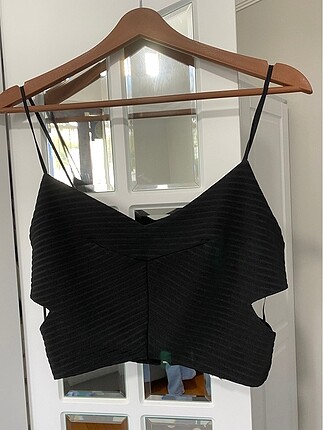 Zara crop