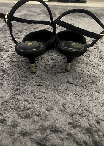 Zara sivri burun topuklu ayakkabı - Görsel 3