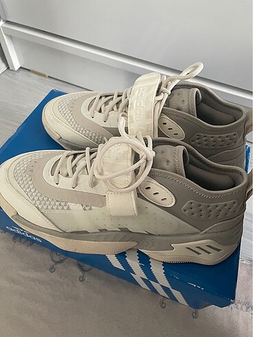 adidas ayakkabi