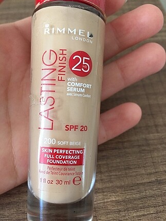 Rimmel London Fondöten