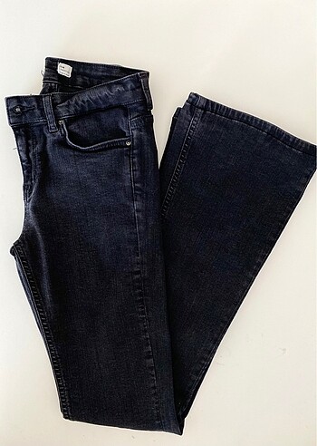 Zara Flare Jeans.