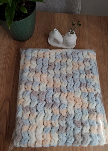 Pastel Renkli Örgü Çocuk Battaniyesi - Görsel 3