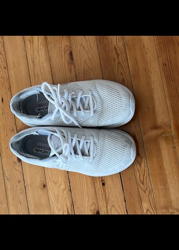 Gri Kadın Spor Ayakkabı - Yüksek Topuklu, Bağcıklı - Görsel 2