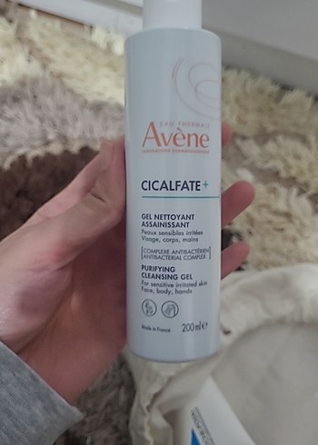 Avene Cicalfate+ Rahatlatıcı Temizleme Jeli 200ml - Görsel 3