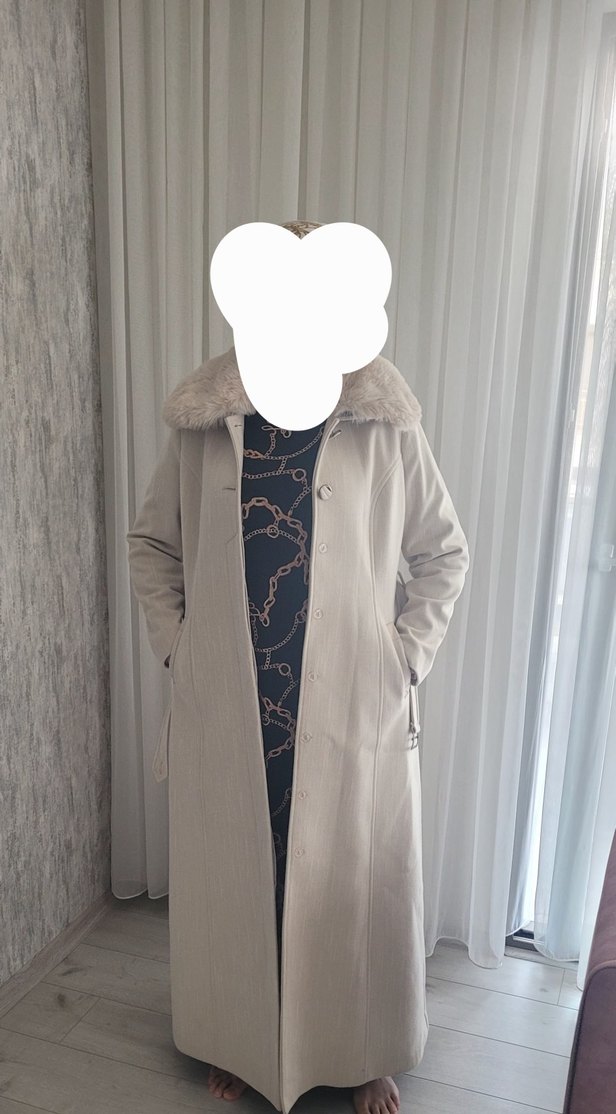 Kürk Detaylı Bej Uzun Kadın Kaban - Görsel 5