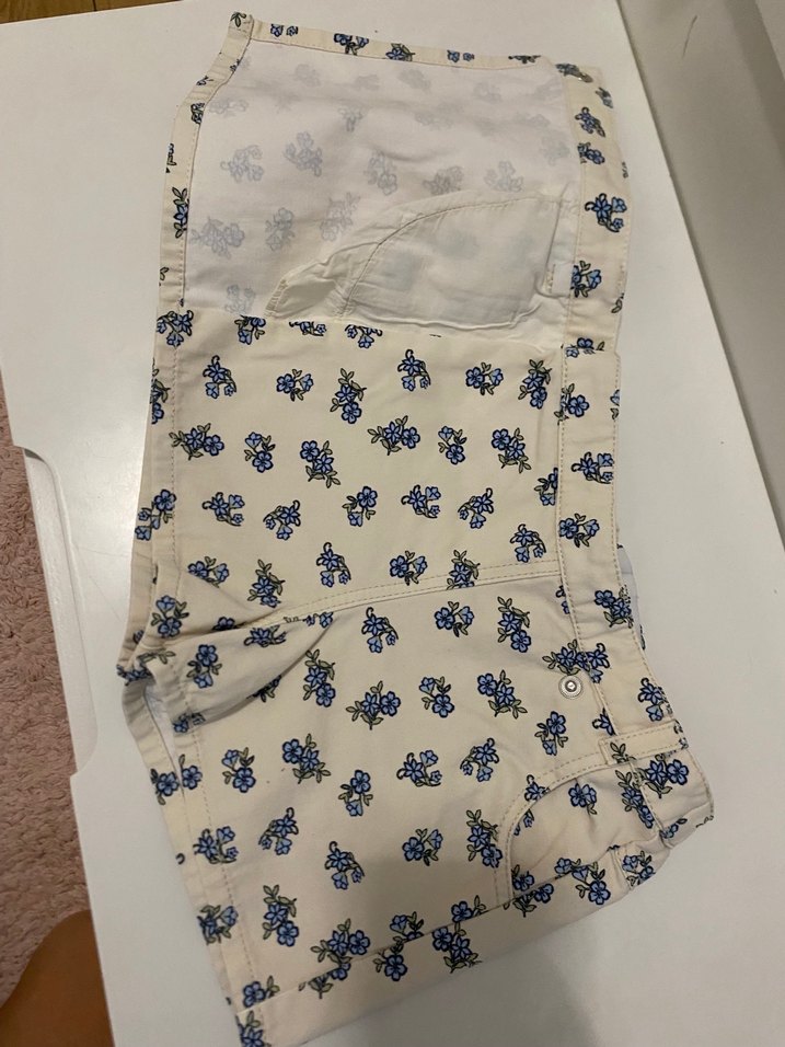 Beyaz Çiçek Desenli kız bebek 18-24 ay  Şort - Görsel 2