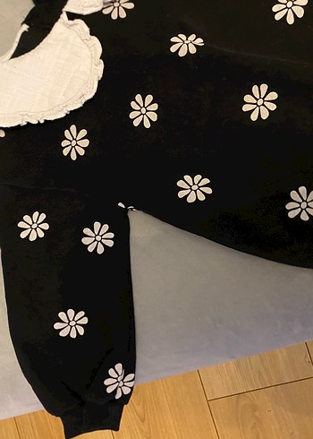 4 Yaş Beden beyaz Renk Dantel yakalı kız çocuk 3-4 yaş sweatshirt