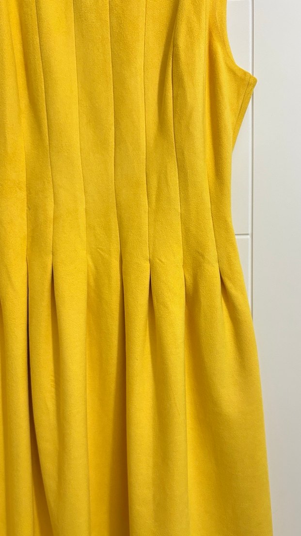 Sarı Kadın Süet Pilili Midi Elbise - Görsel 5