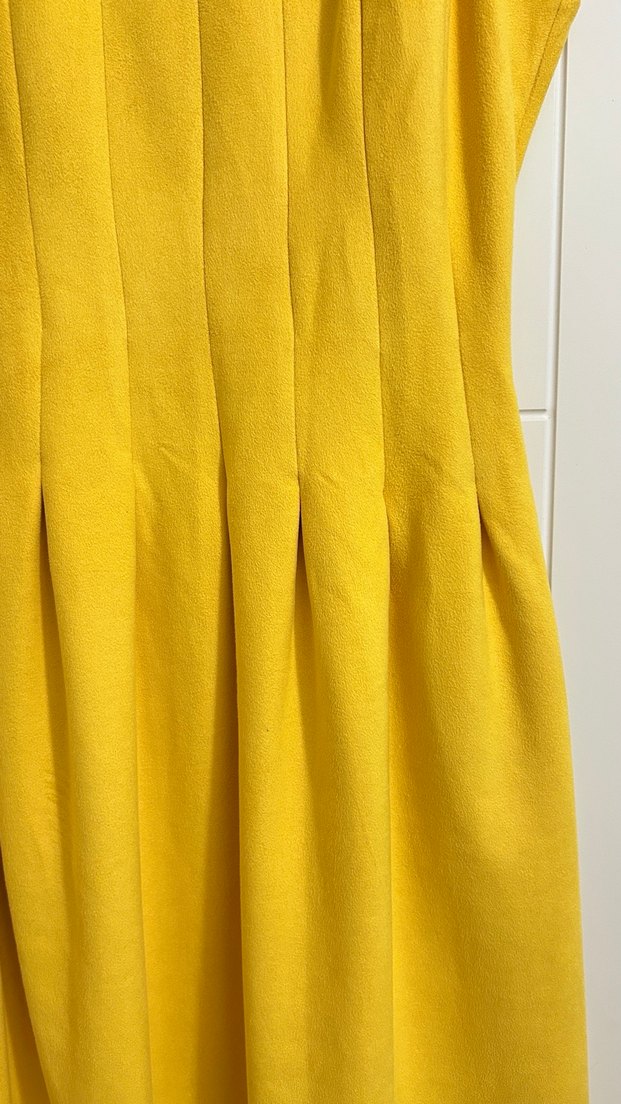 Sarı Kadın Süet Pilili Midi Elbise - Görsel 3