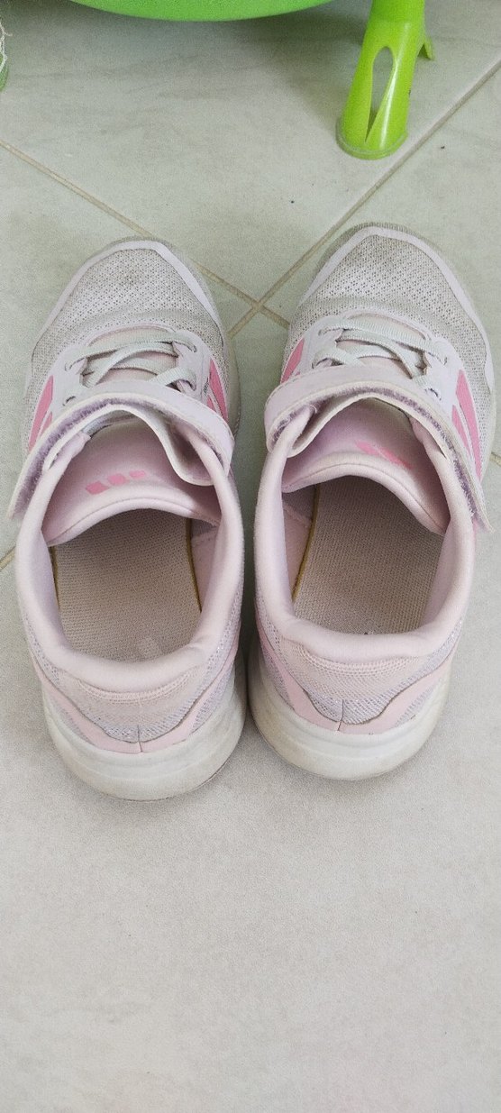 Kız Çocuk Pembe Cırtlı Spor Ayakkabı - Görsel 2