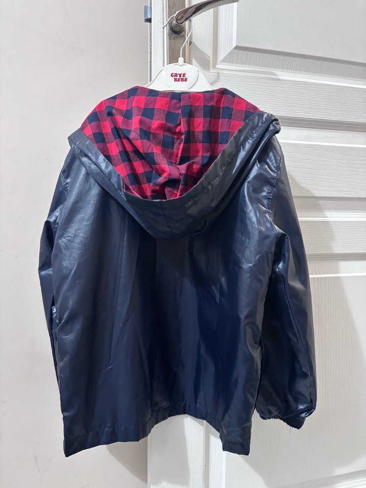 Erkek Çocuk Lacivert Fermuarlı Yağmurluk - Görsel 2