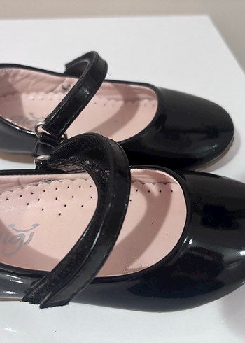 Kız Çocuk Siyah Tokalı Babet Ayakkabı - Görsel 2