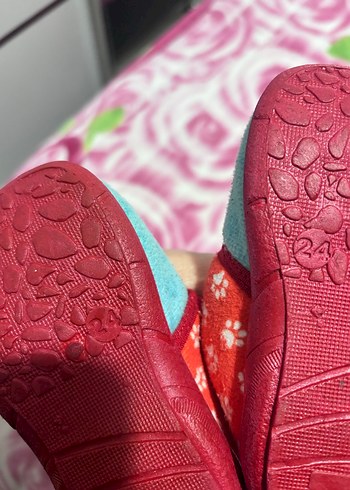 Kız Çocuk Renkli Baskılı Sıcacık Terlik - Görsel 2