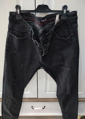 Pull and Bear Siyah Loose Fit Erkek Kot Pantolon