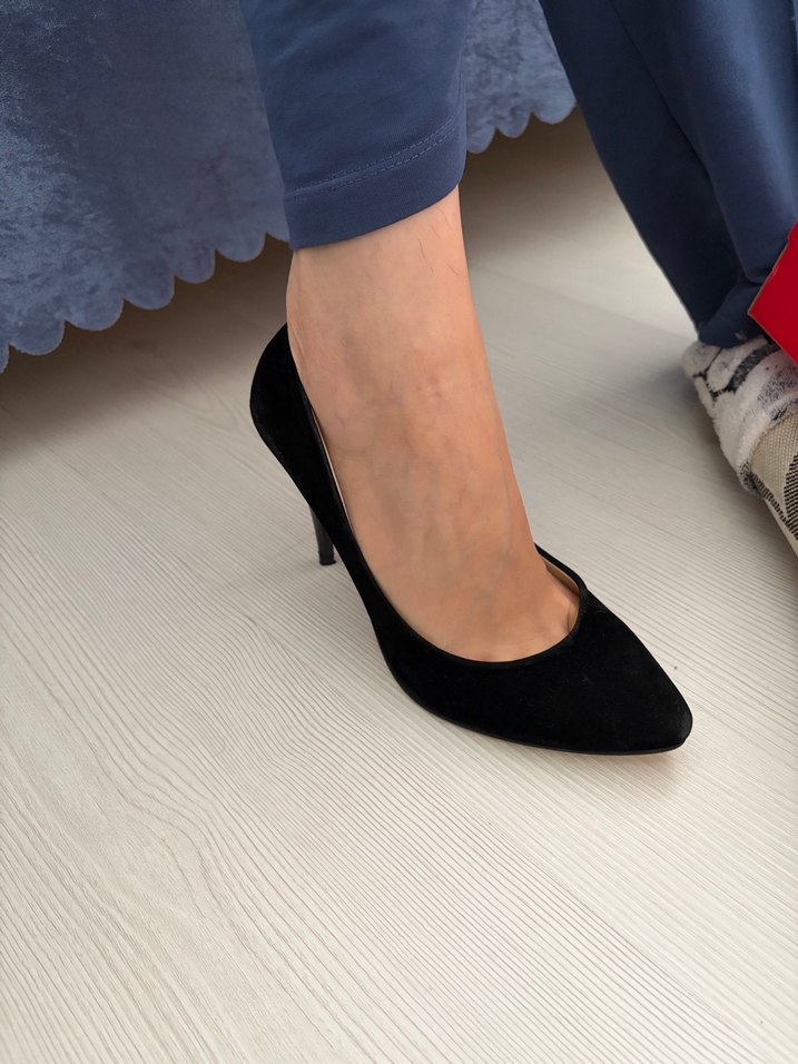 Siyah Süet Stiletto Topuklu Kadın Ayakkabı - Görsel 2