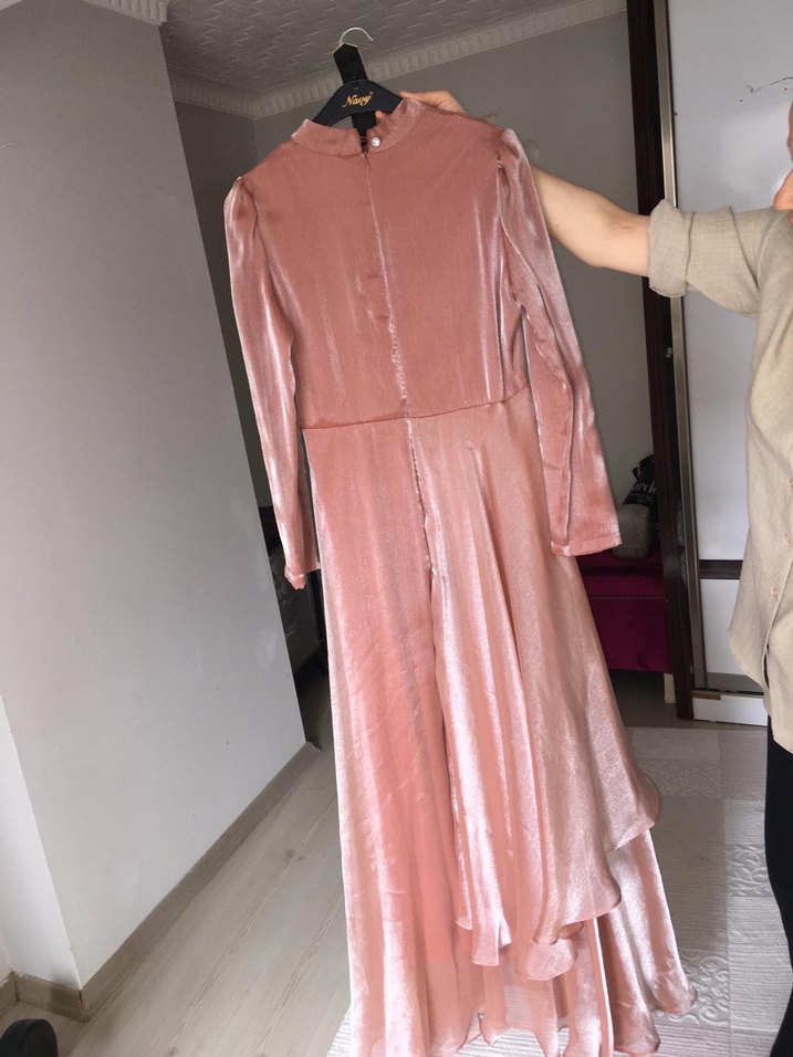 Pembe Uzun Kollu Drapeli Kadın Abiye Elbise - Görsel 5