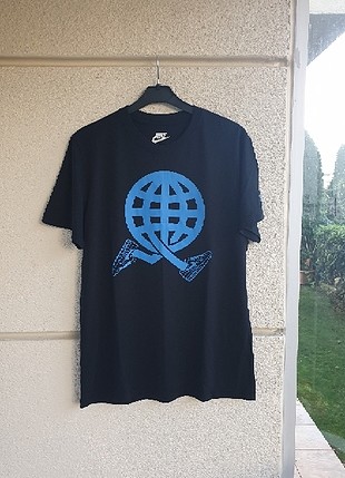 Nike tshirt