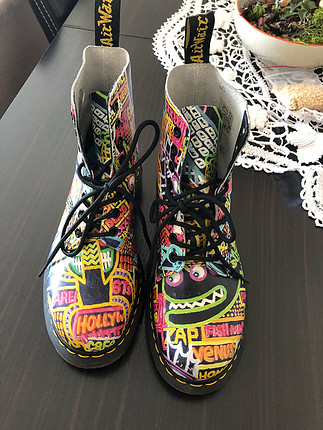 Dr. Martens Dr. Martens bot