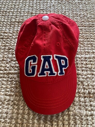 Gap 6-9 yaş çocuk şapkası