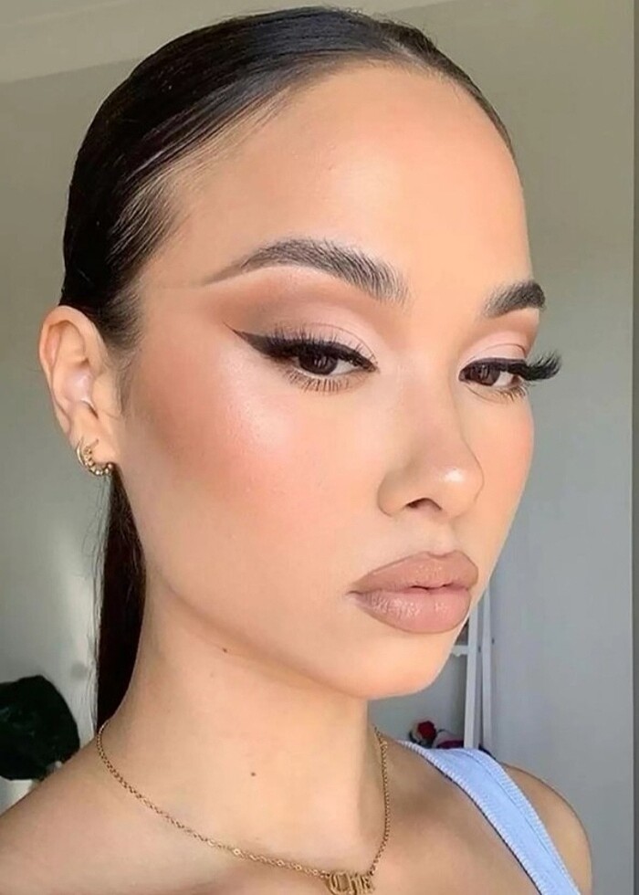 Manyetik Mıknatıslı İpek Kirpik Görünümlü Takma Kirpik - Görsel 2