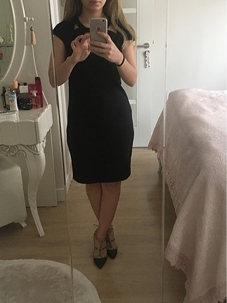 Pencere detaylı elbise